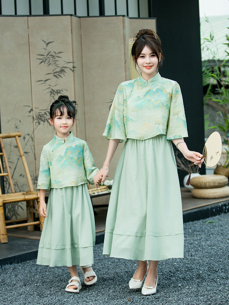 Parent-child Leisure Chinese Style Cheongsam Suit - Image 4